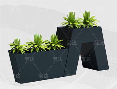 户外铁艺花箱：点缀空间的优雅之选